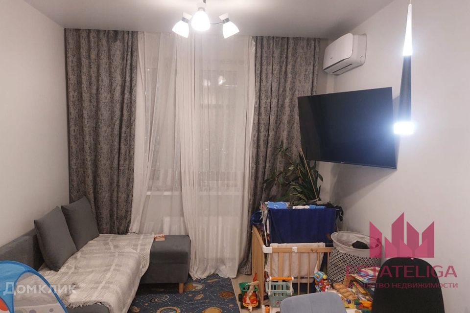 Продаётся 1-комнатная квартира, 38.4 м²
