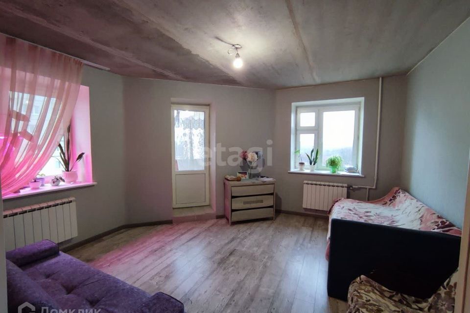 Продаётся 1-комнатная квартира, 43 м²
