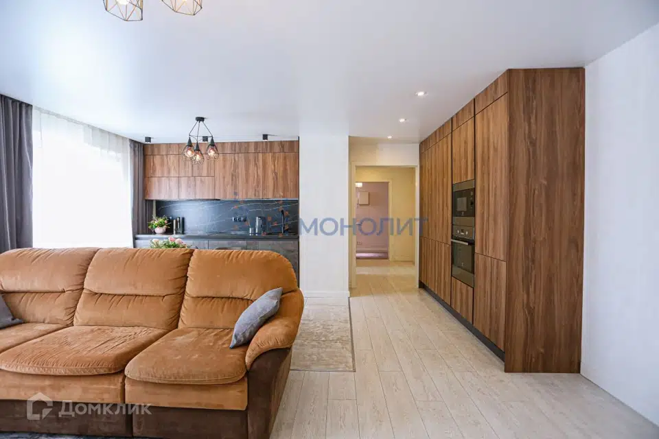 Продаётся 4-комнатная квартира, 93.3 м²