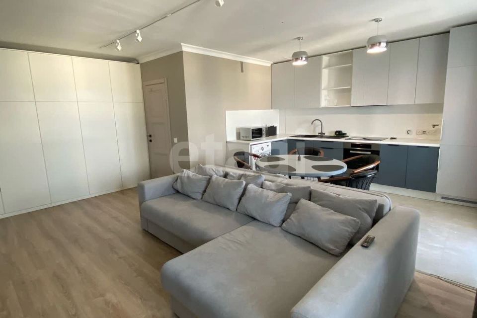 Сдаётся 1-комнатная квартира, 53 м²
