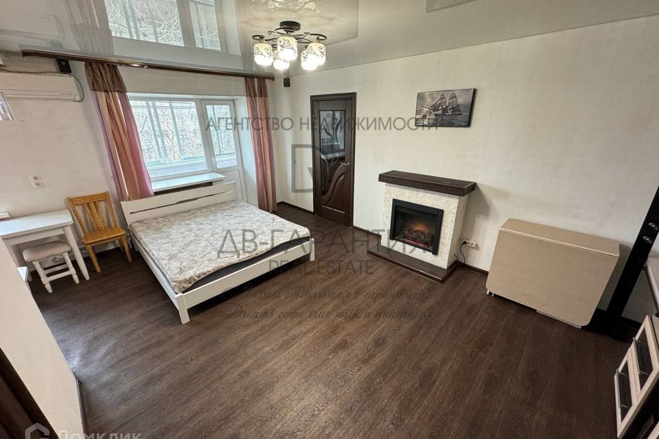 Продаётся 2-комнатная квартира, 41.8 м²