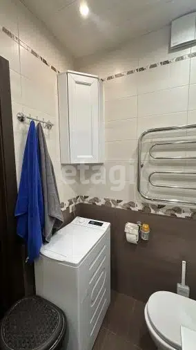 Продаётся 3-комнатная квартира, 52.8 м²