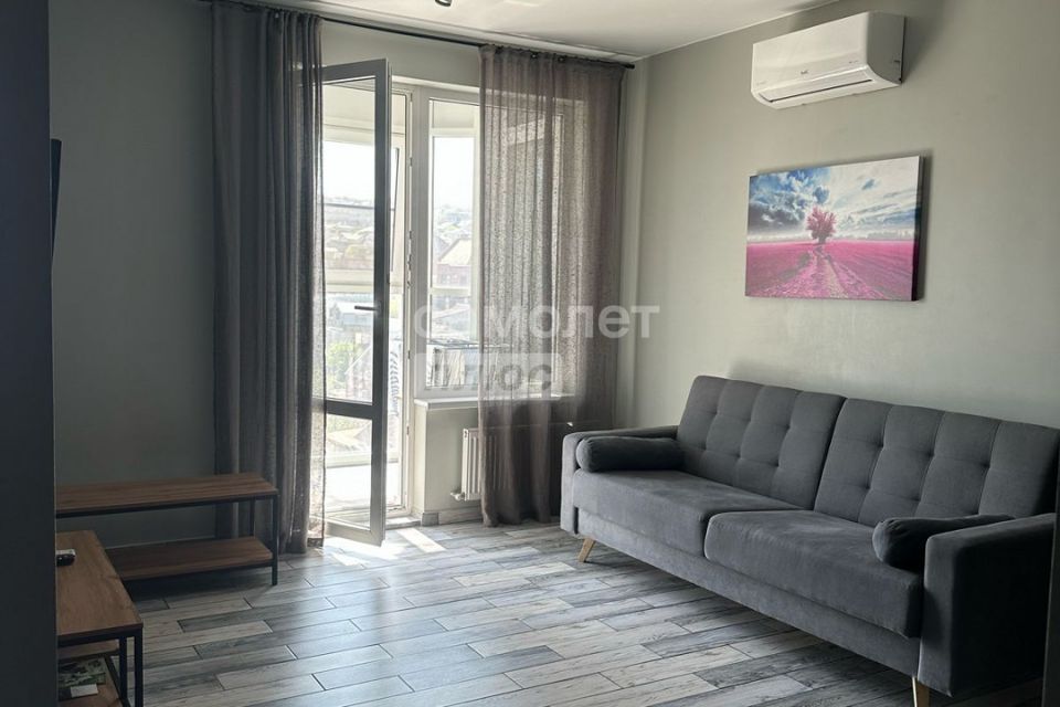 Продаётся 1-комнатная квартира, 47.6 м²