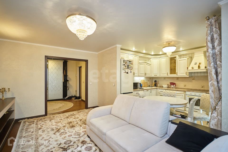 Продаётся 3-комнатная квартира, 80 м²