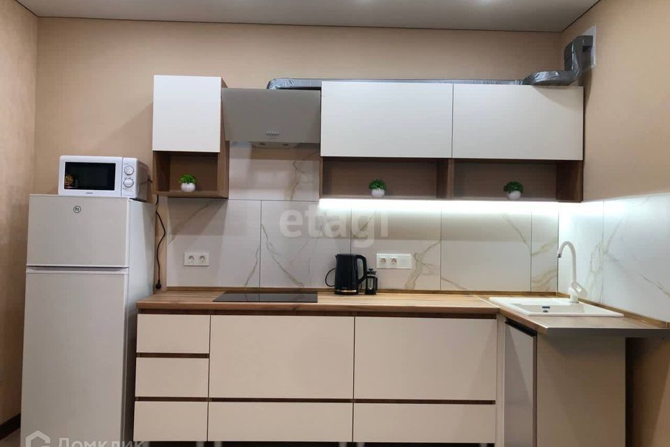 Сдаётся 2-комнатная квартира, 57 м²