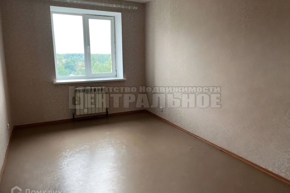 Продаётся 2-комнатная квартира, 60.5 м²