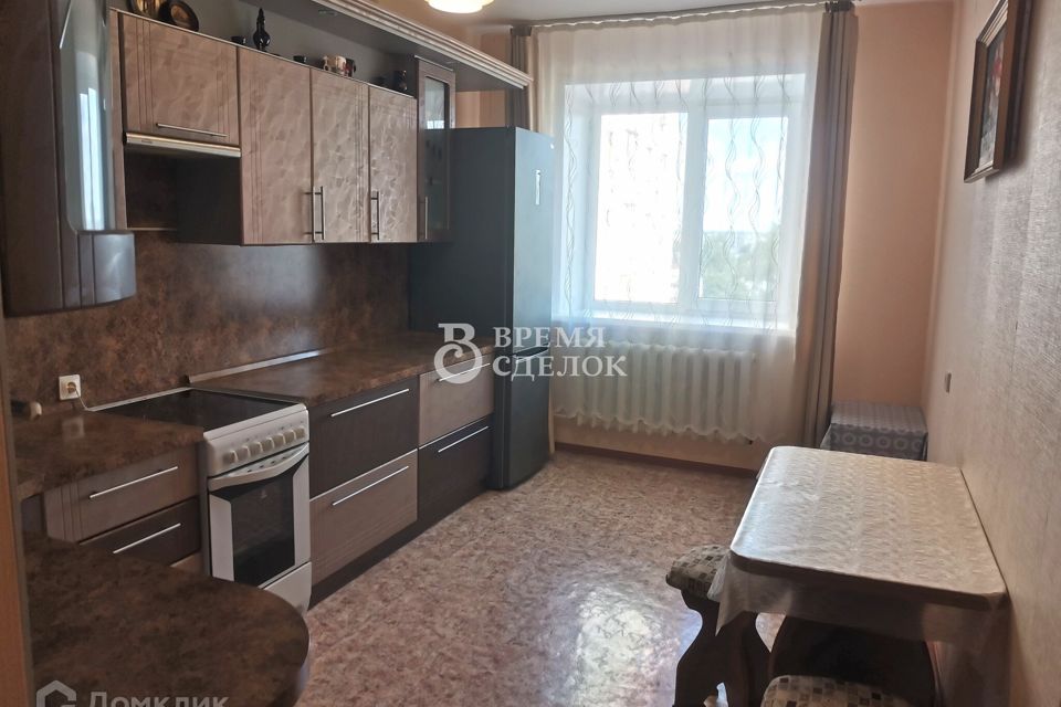 Продаётся 2-комнатная квартира, 68.2 м²