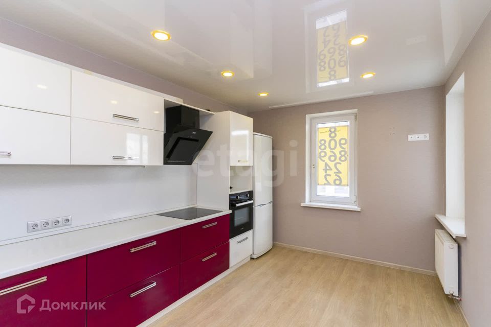 Продаётся 2-комнатная квартира, 55 м²