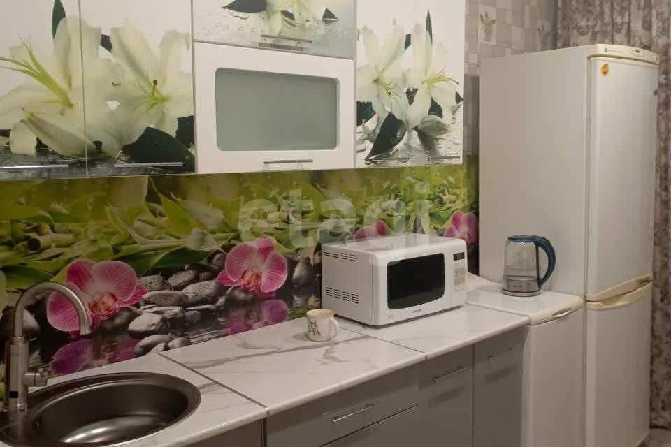 Продаётся 1-комнатная квартира, 37 м²
