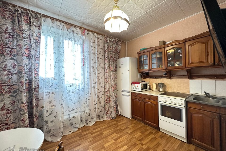 Продаётся 1-комнатная квартира, 38.2 м²