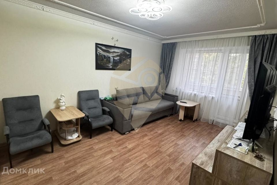 Продаётся 1-комнатная квартира, 37 м²