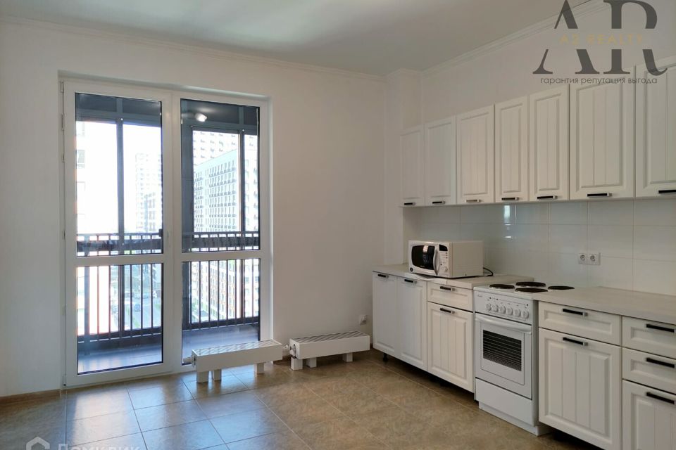 Продаётся 2-комнатная квартира, 70.5 м²