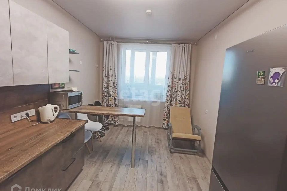 Продаётся 1-комнатная квартира, 52 м²