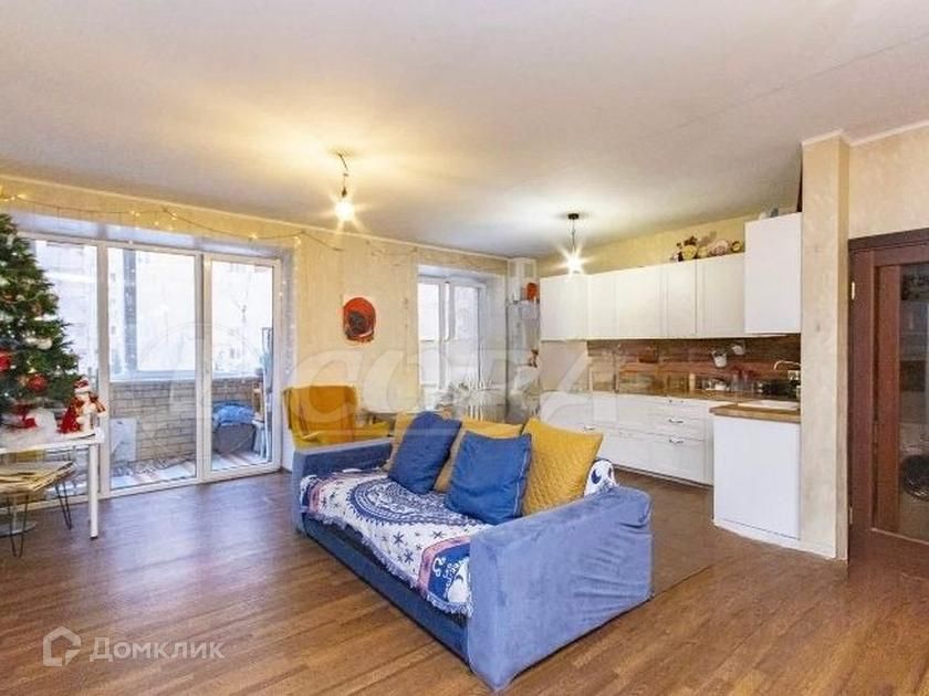 Продаётся 2-комнатная квартира, 76.6 м²