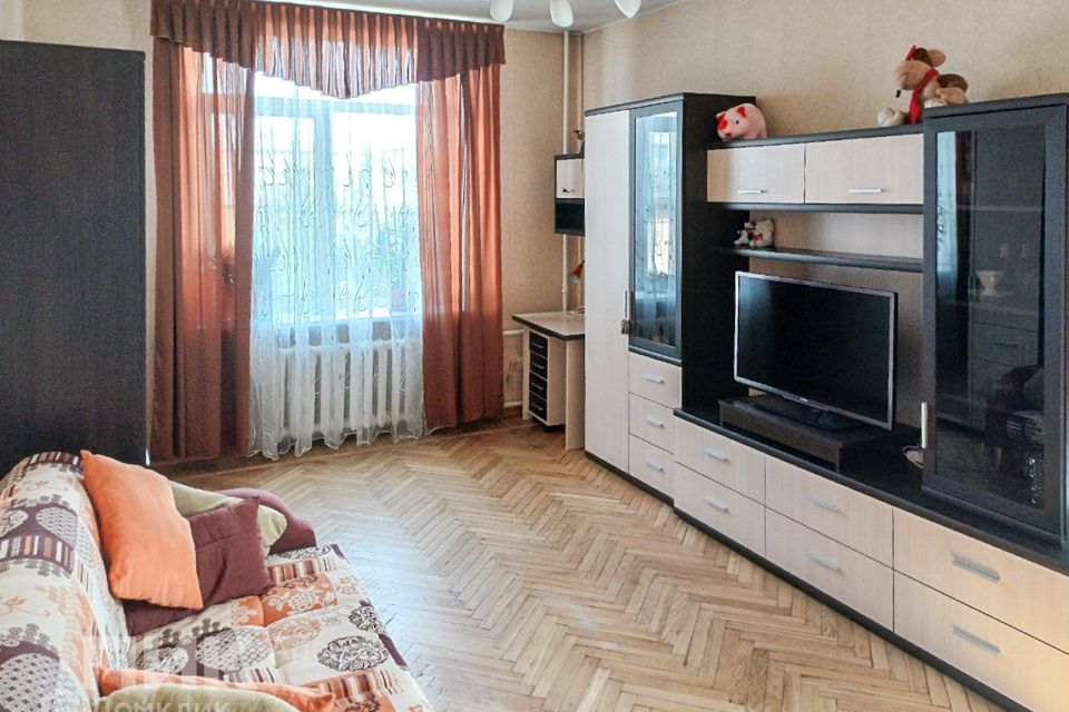 Сдаётся 3-комнатная квартира, 77.2 м²