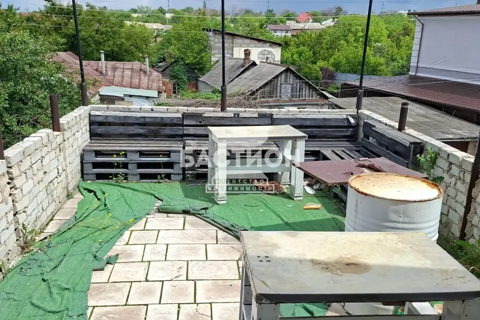 Продаётся 2-этажный дом, 100 м²