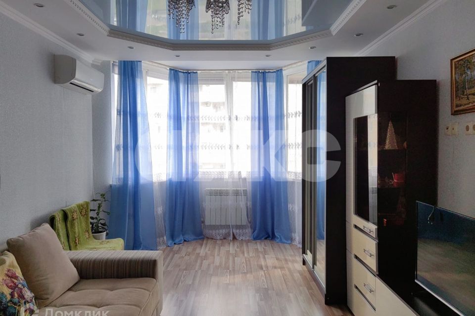 Продаётся 1-комнатная квартира, 44 м²