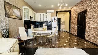 Сдаётся 2-комнатная квартира, 65 м²