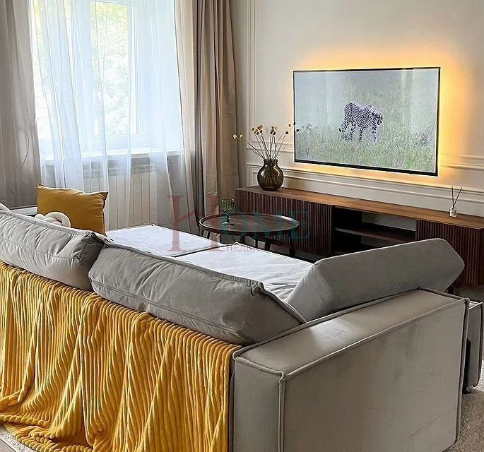 Сдаётся 2-комнатная квартира, 58 м²
