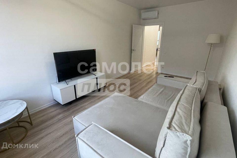 Сдаётся 2-комнатная квартира, 58.2 м²