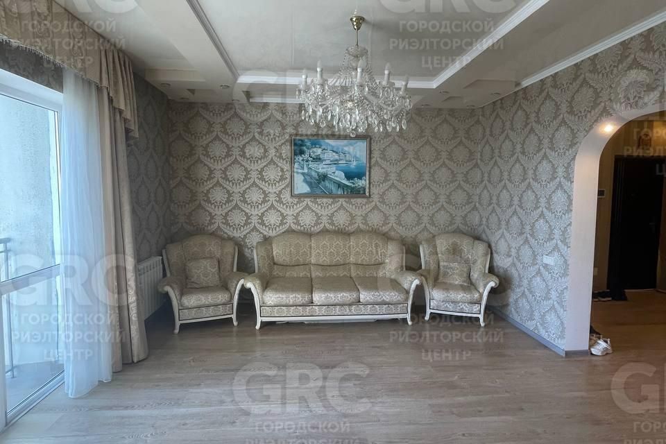 Продаётся 1-комнатная квартира, 57 м²