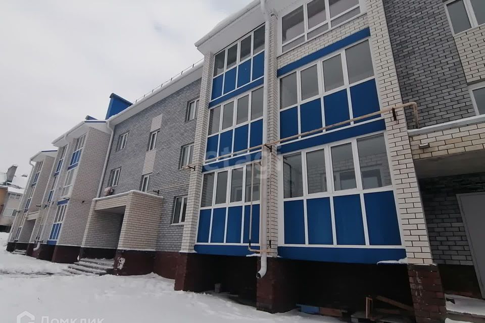 Продаётся 2-комнатная квартира, 52.8 м²