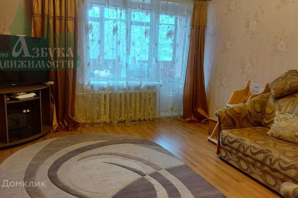 Продаётся 3-комнатная квартира, 62.4 м²