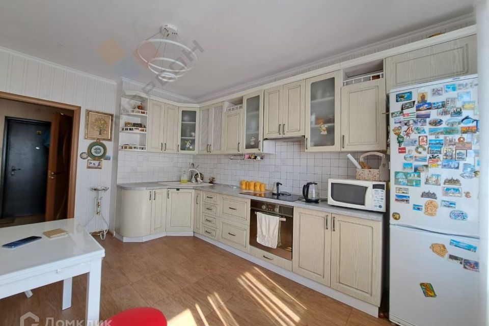 Продаётся 1-комнатная квартира, 43.7 м²
