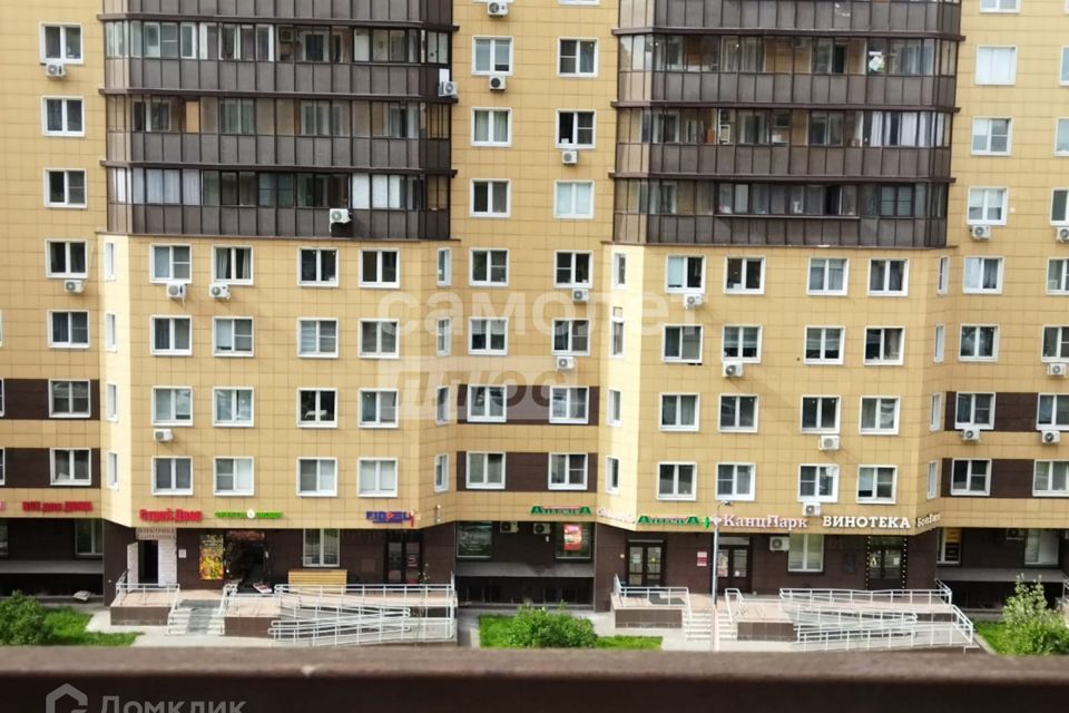 Продаётся 2-комнатная квартира, 55.7 м²