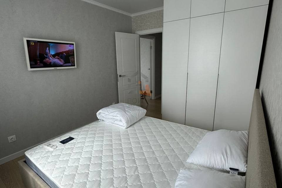 Сдаётся 2-комнатная квартира, 63 м²