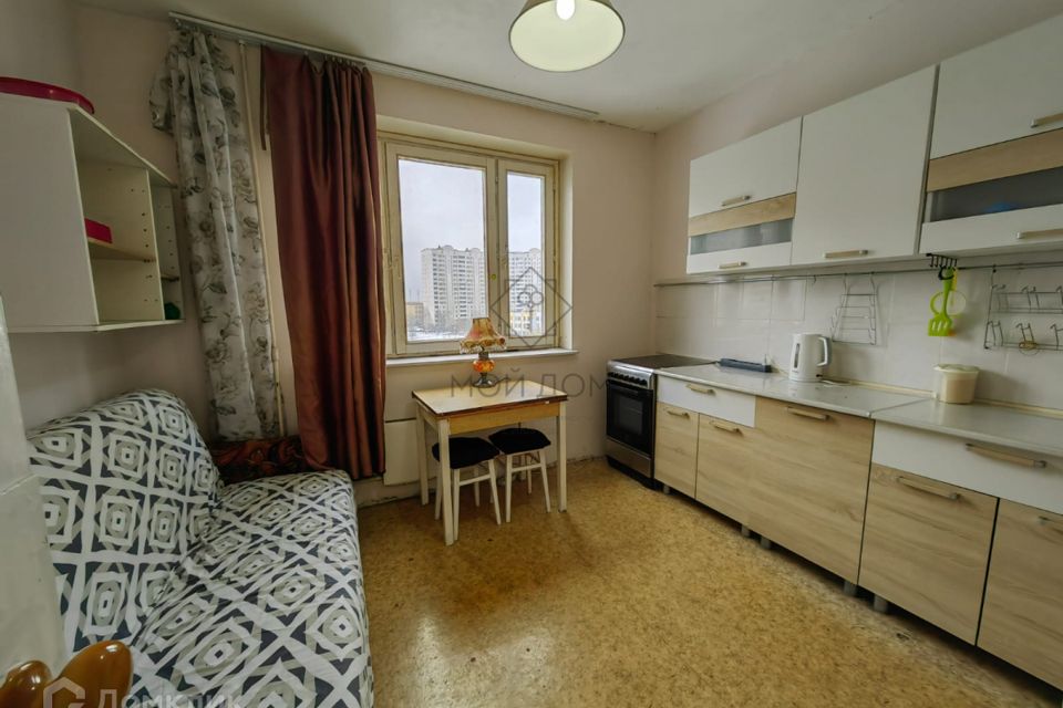 Сдаётся 1-комнатная квартира, 42 м²