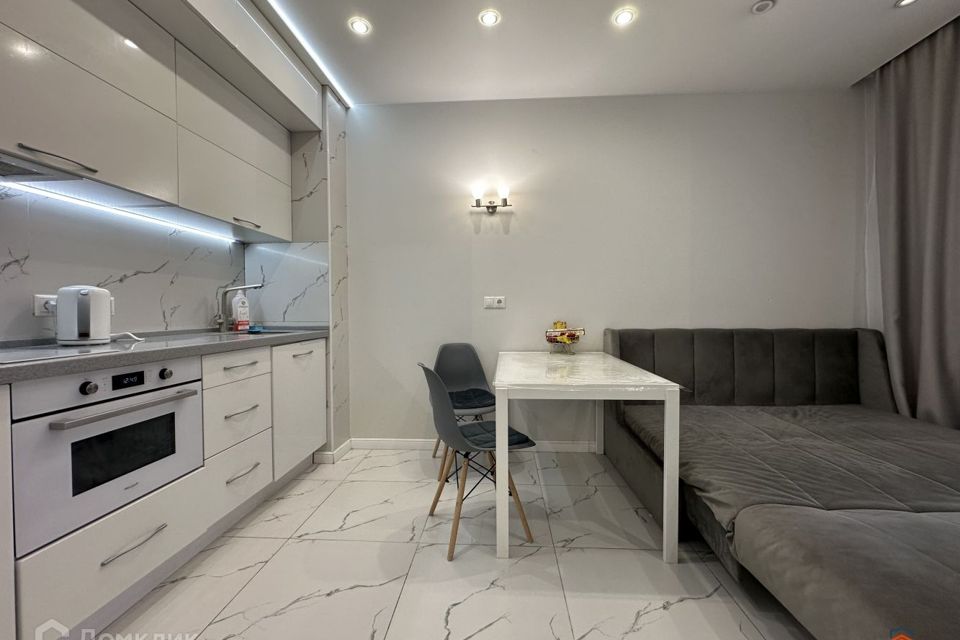 Продаётся 1-комнатная квартира, 43.4 м²