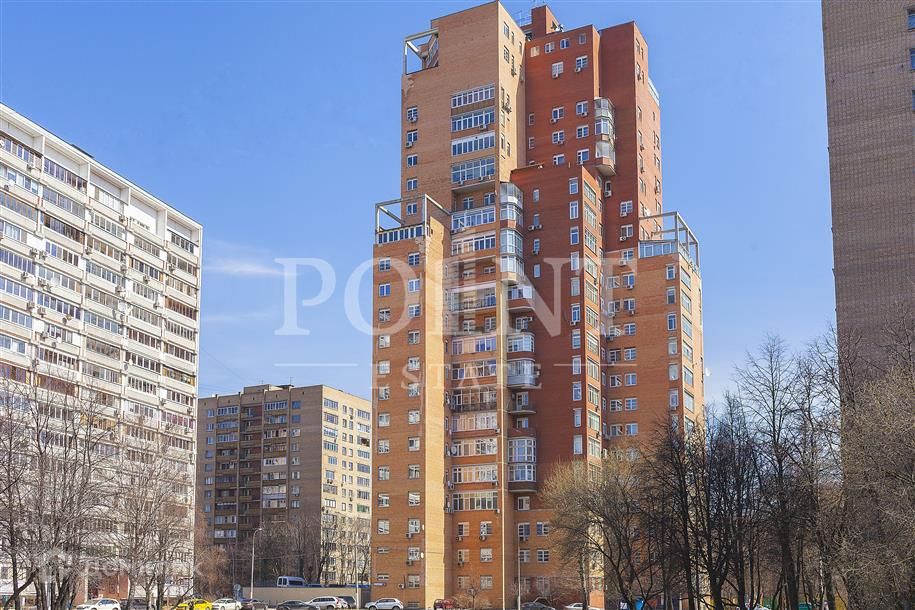 Продаётся 5-комнатная квартира, 198 м²