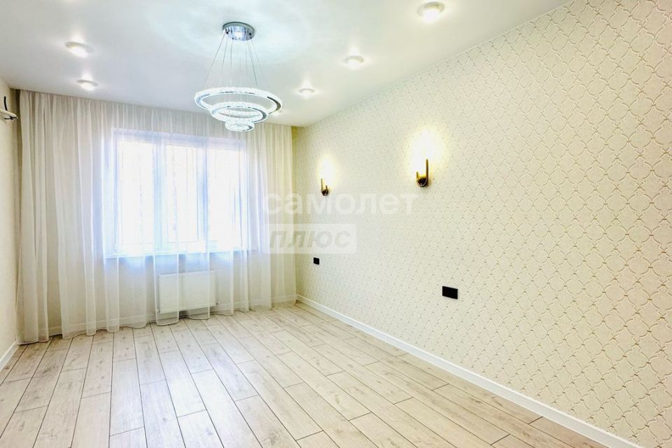 Продаётся 1-комнатная квартира, 42 м²