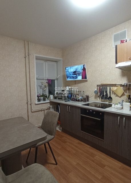 Продаётся 2-комнатная квартира, 59.8 м²