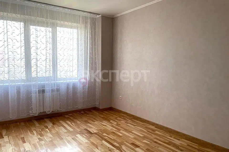 Продаётся 1-комнатная квартира, 55 м²