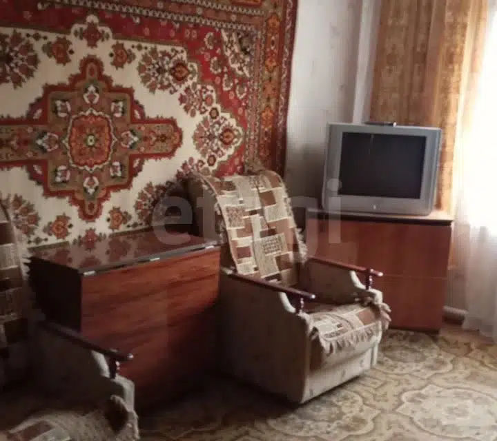 Продаётся 2-комнатная квартира, 37.4 м²