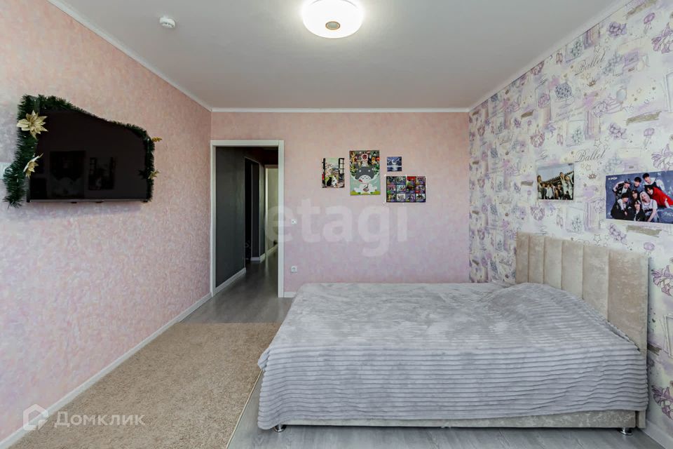Продаётся 3-комнатная квартира, 93 м²