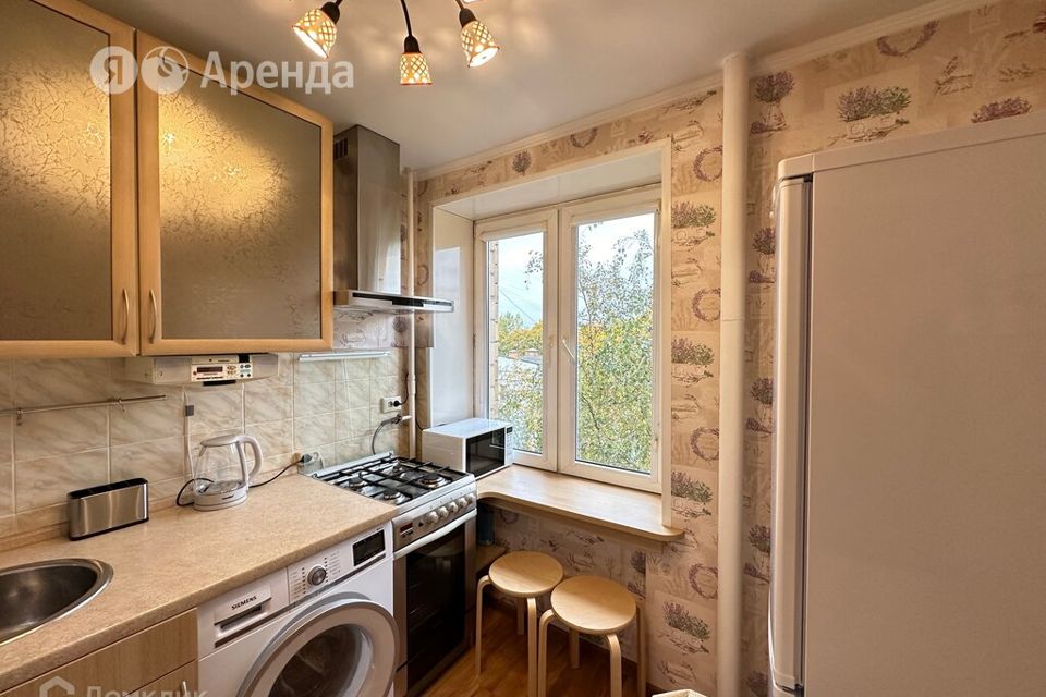 Сдаётся 3-комнатная квартира, 58 м²