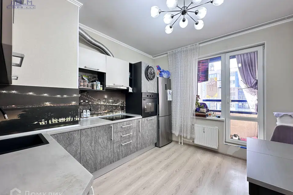 Продаётся 1-комнатная квартира, 37 м²