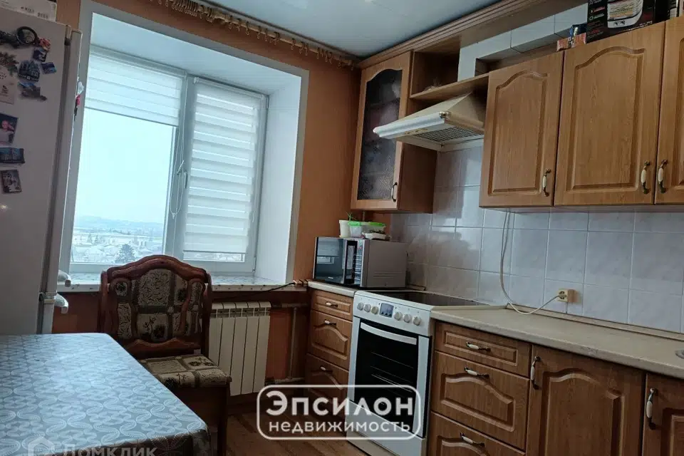Продаётся 4-комнатная квартира, 86 м²