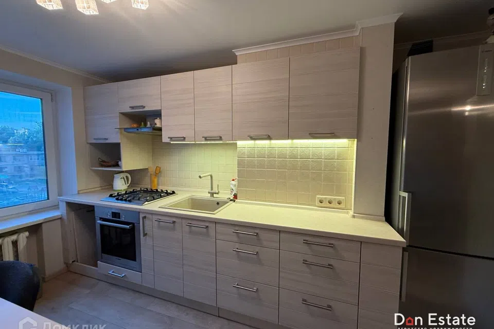 Продаётся 3-комнатная квартира, 65 м²