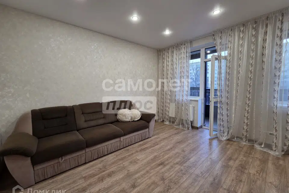 Сдаётся студия, 38 м²