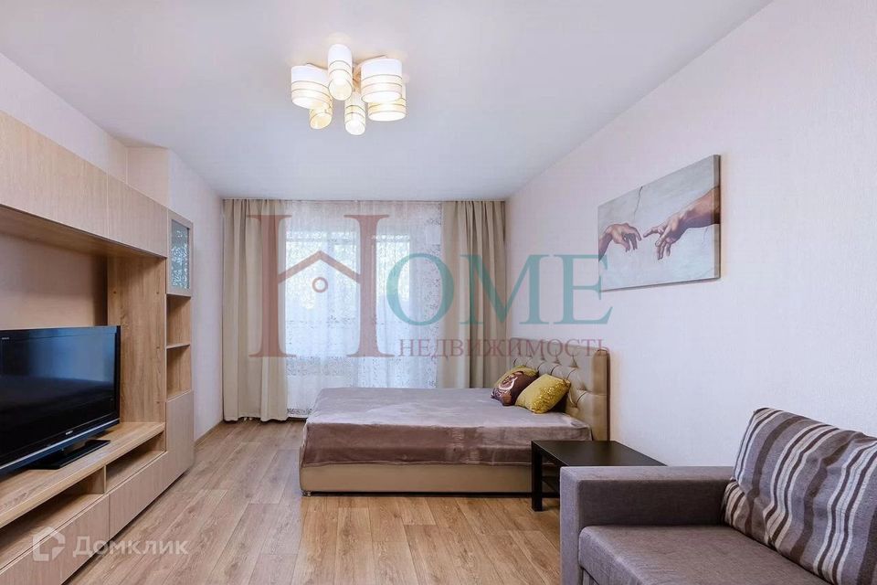 Сдаётся 1-комнатная квартира, 54 м²