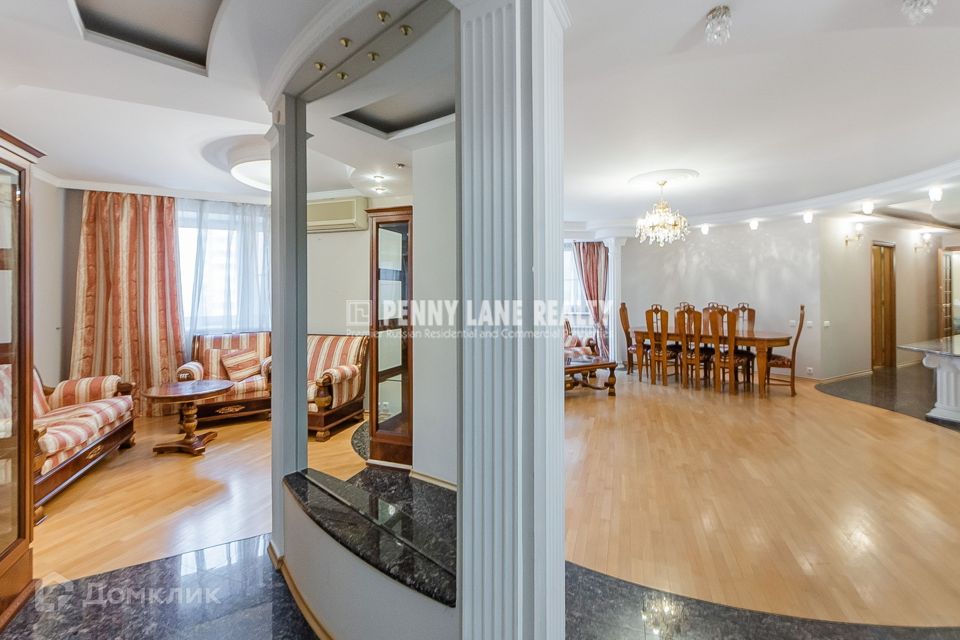 Продаётся 3-комнатная квартира, 150 м²