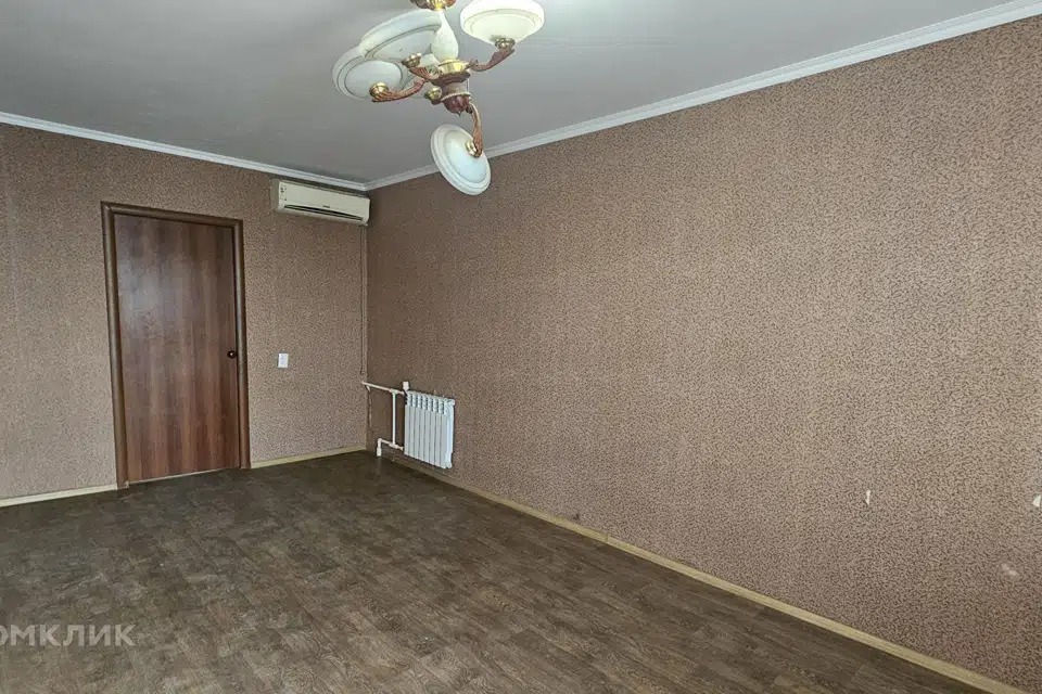 Продаётся 3-комнатная квартира, 56.3 м²