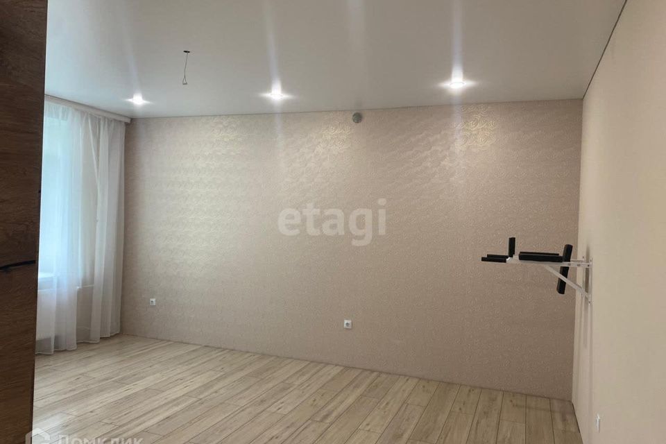 Продаётся 2-комнатная квартира, 77.03 м²