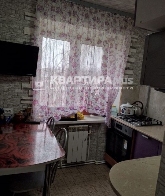 Продаётся 3-комнатная квартира, 56.1 м²