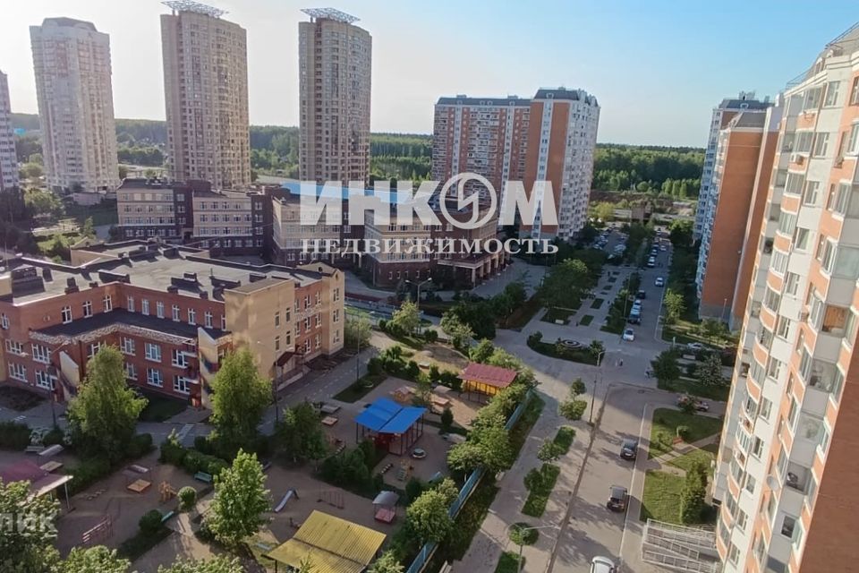 Сдаётся 1-комнатная квартира, 50 м²