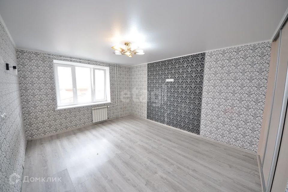 Продаётся 1-комнатная квартира, 38 м²